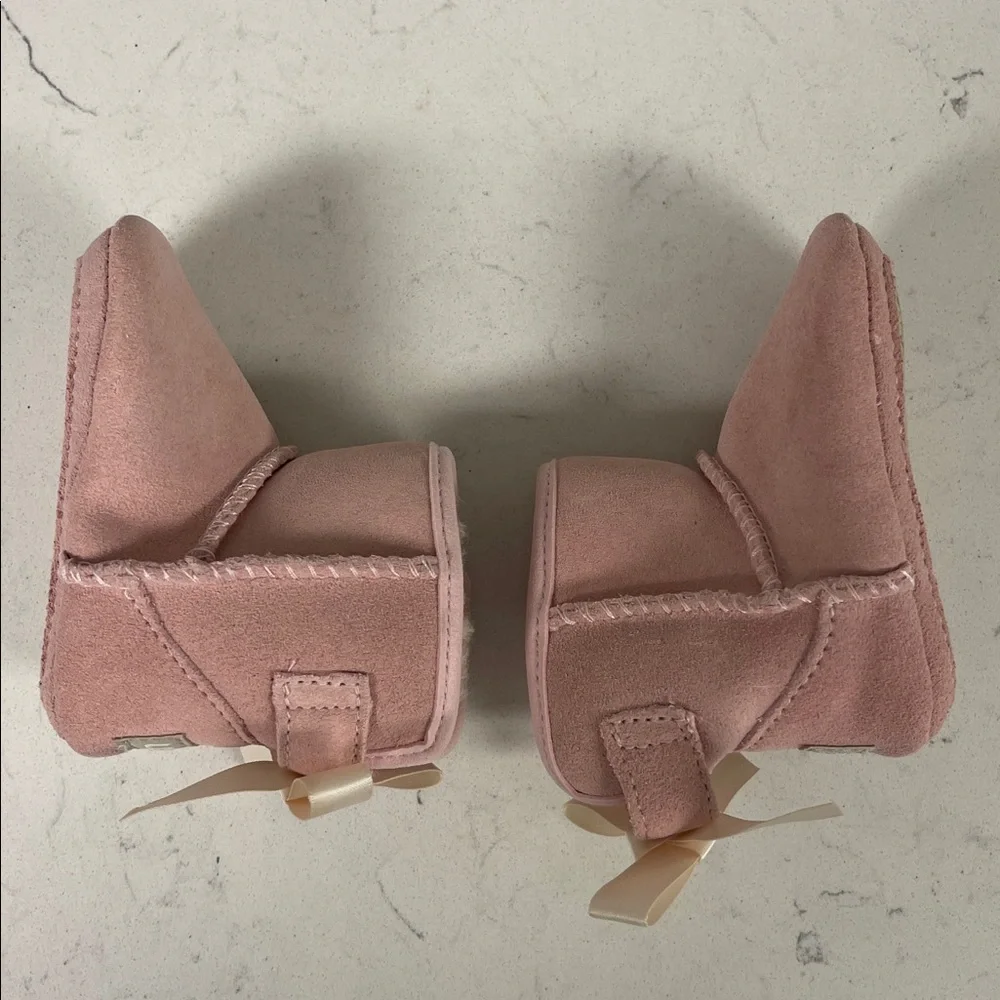 UGG® Jesse Bow II Bootie Pink Size 0/1